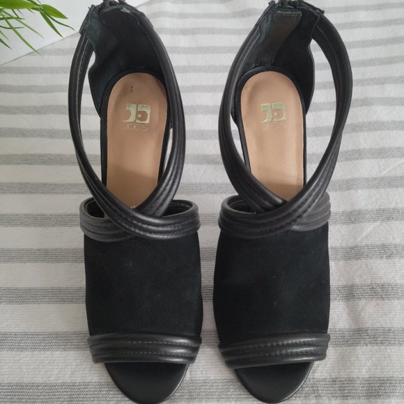 Joes Jean's Dexter Black Pumps - Picture 3 of 11